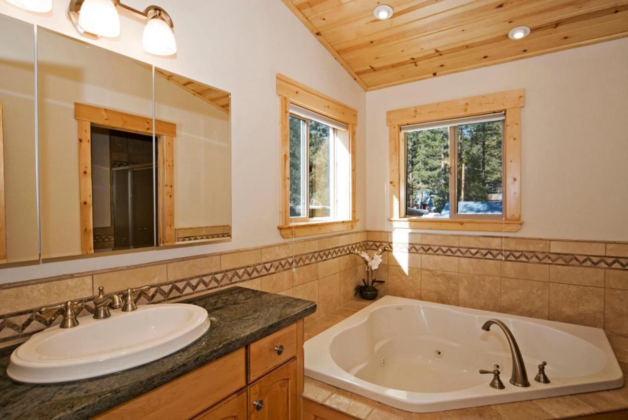 Red Cedar On North Shore - Beautiful 3Br W Gorgeous Furnishings In Tahoe City Villa Exterior photo